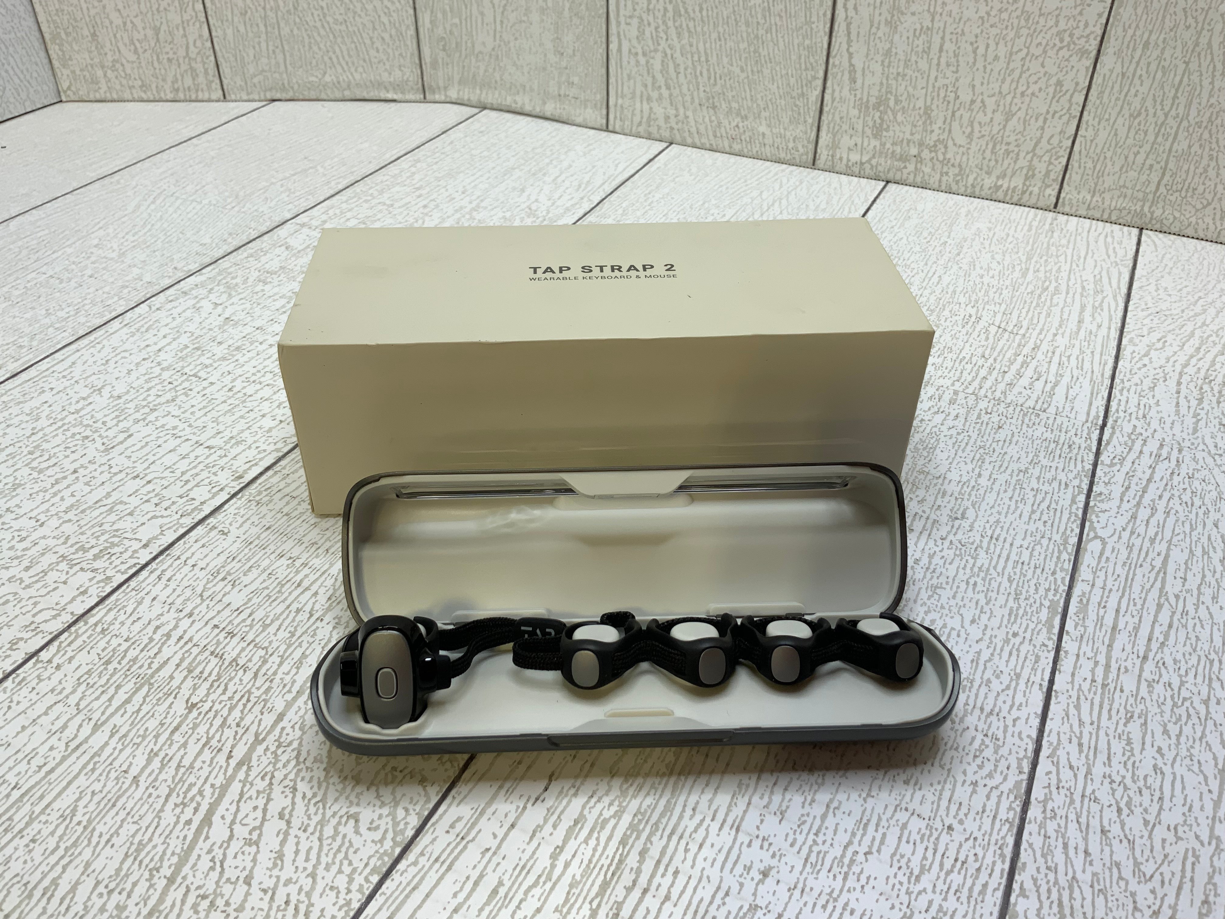 Tap Strap 2 - Wearable Keyboard, Mouse & Air Gesture Controller (Size Small) (7922914001134)